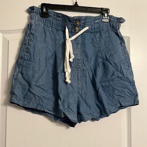 Zenana Paperbag Chambray Shorts with Pockets- NWOT
